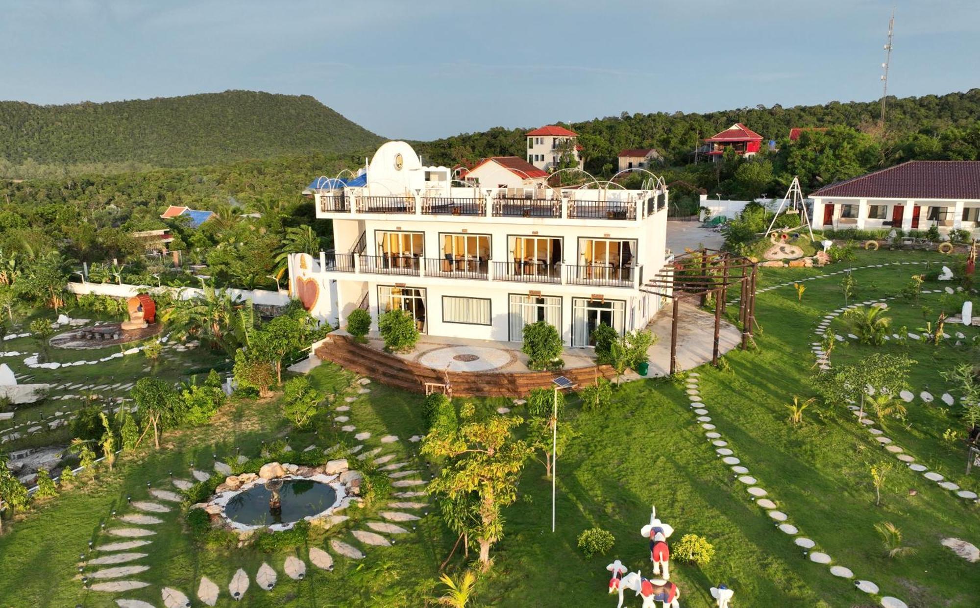 Thmorda Resort Koh Rong Sanloem Exterior foto